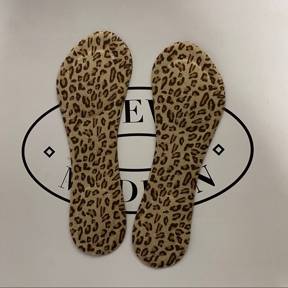 Steve Madden “Sole Mates” - Picture 13 of 13